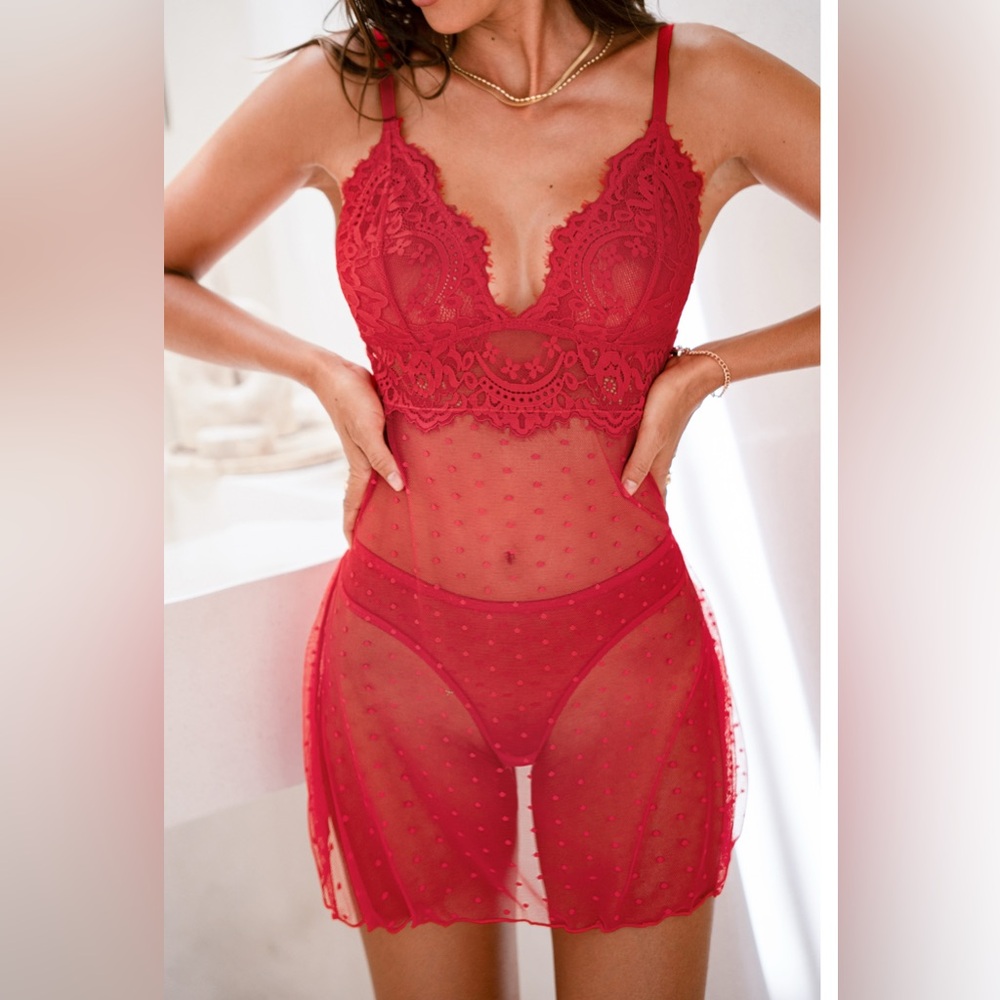 New Elegant Red Lace Lingerie Set. Tag attached.
